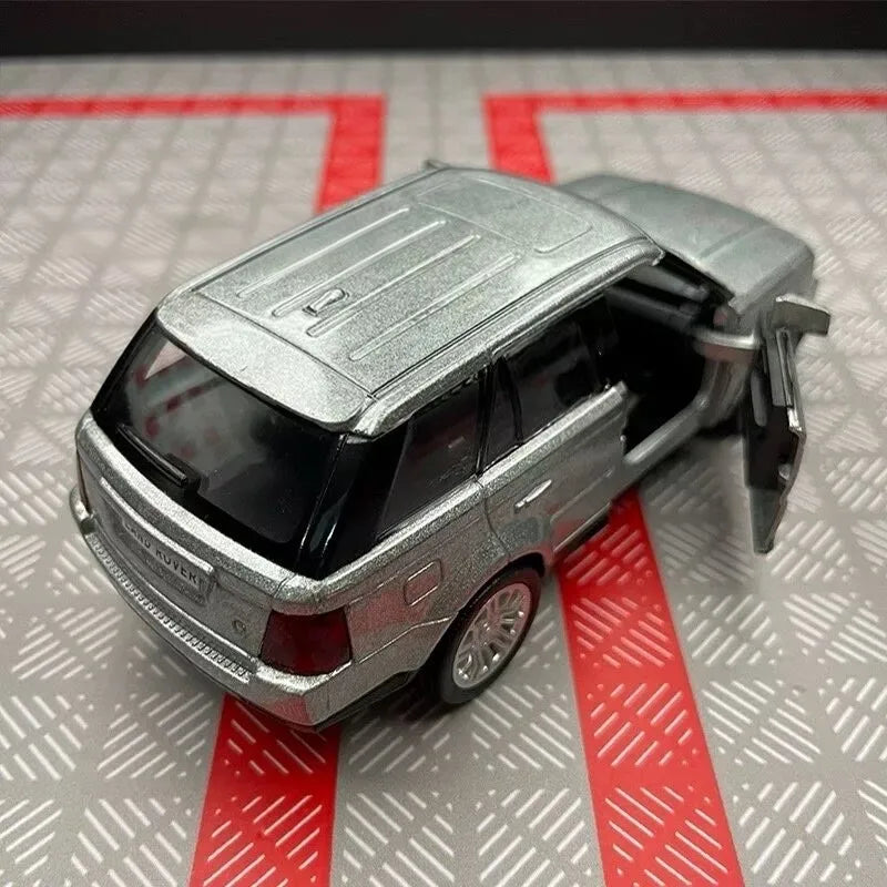 1:36 Land Range Rover Sport L320 2005