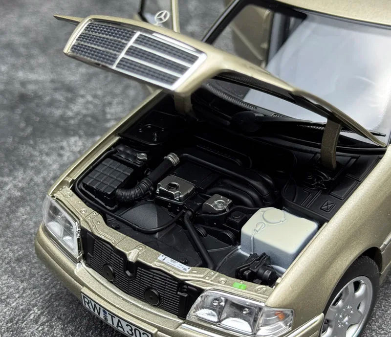 1:18 Mercedes-Benz C220 T-Model