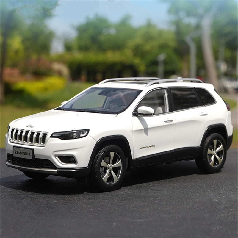 1:18 Jeep Cherokee