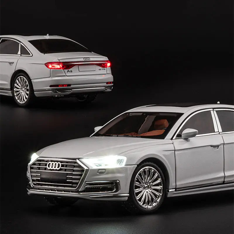 1:24 AUDI A8