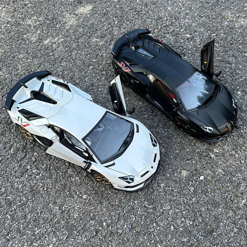 1:18 Lamborghini Aventador SVJ