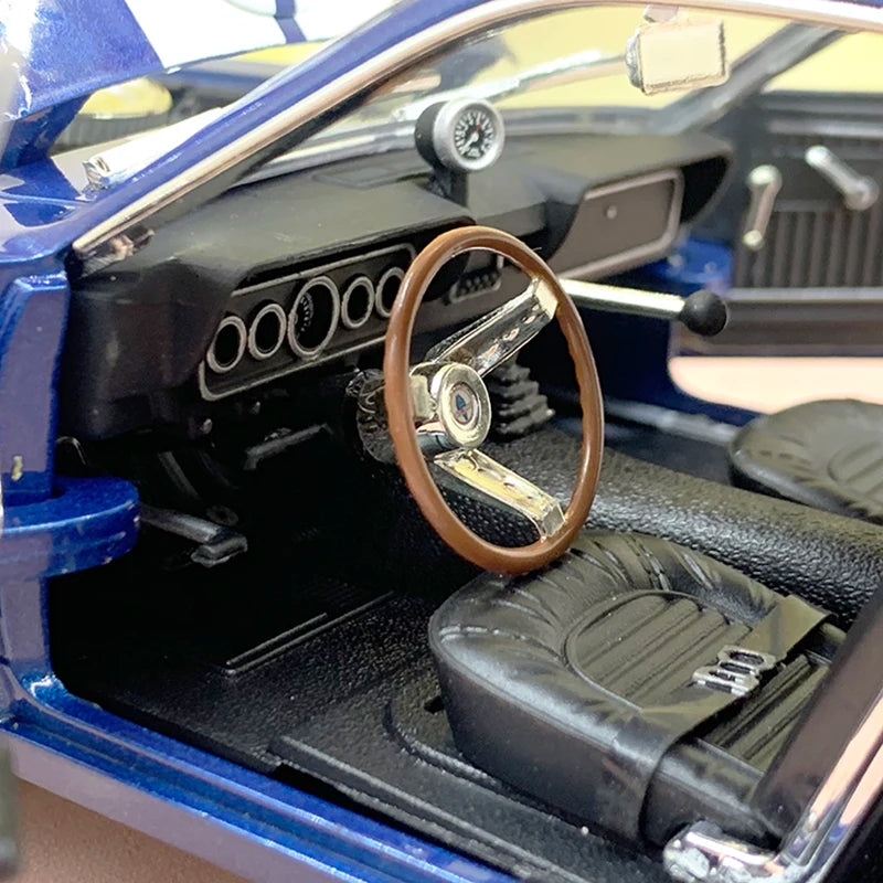 1:18 Ford Cobra Shelby 1966 GT 350