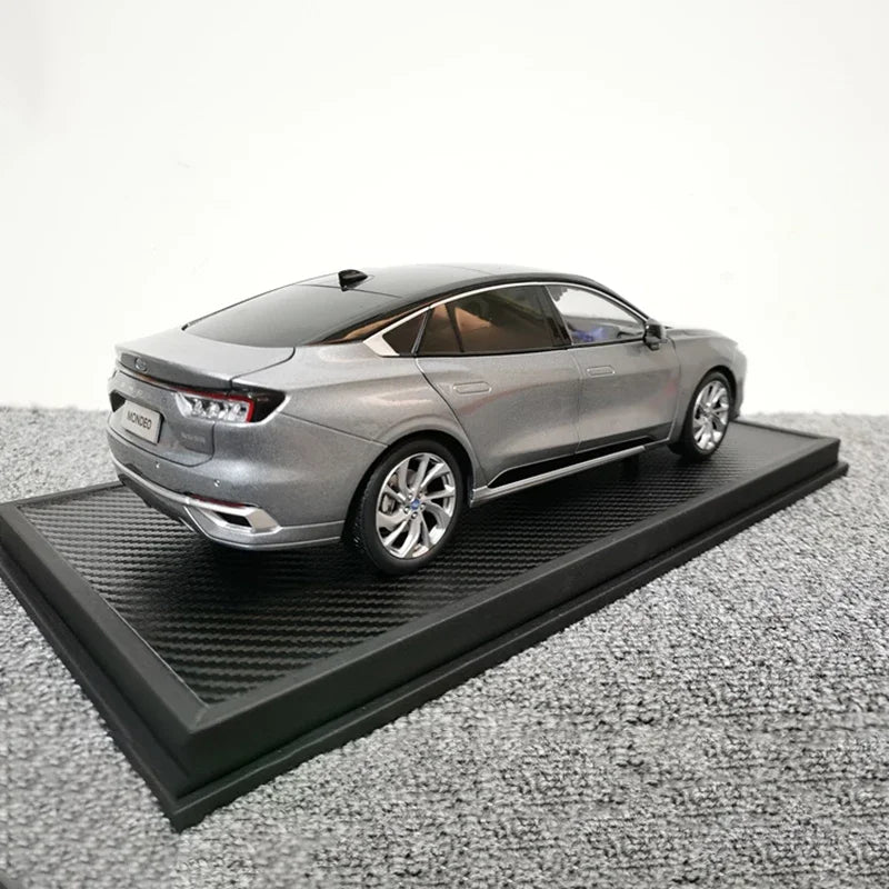 1:18 FORD MONDEO 2022