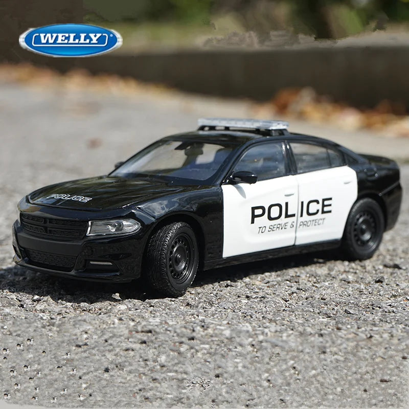 1:24 Dodge Charger Pursuit 2016