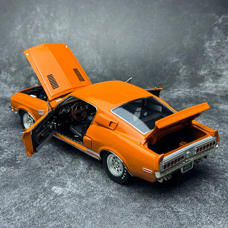 1:18 Ford Shelby GT500 KR 1968