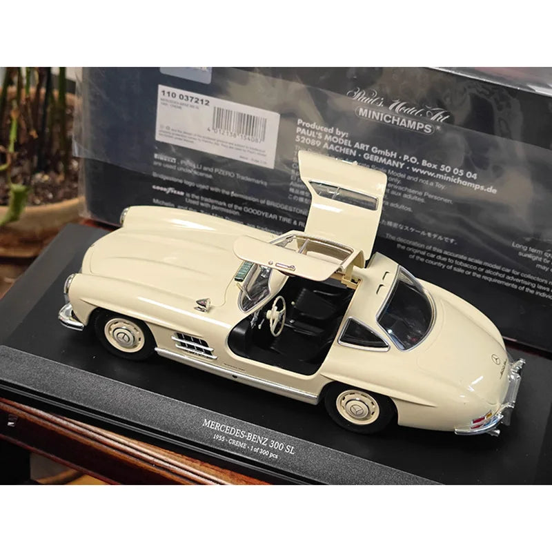 1:18 Mercedes-Benz 300SL COUPE W198