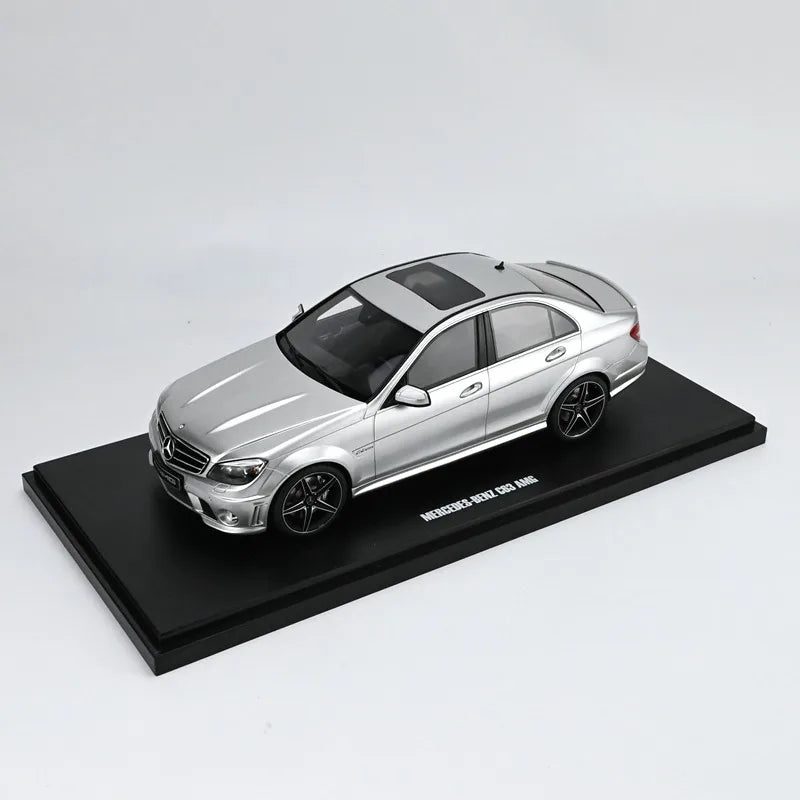 1:18 Mercedes-Benz C63 AMG Resin