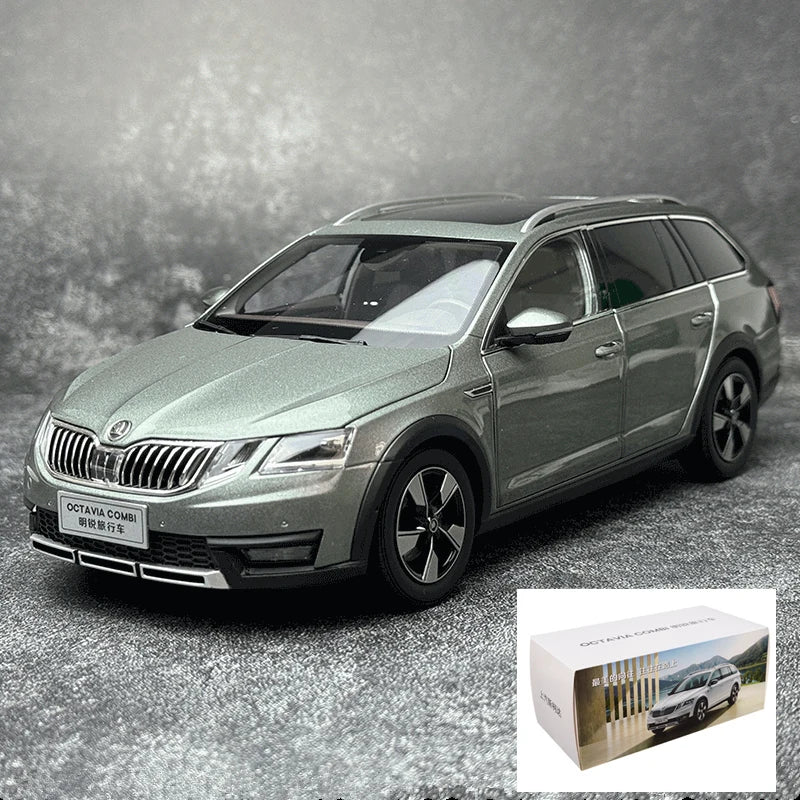 1:18 Skoda Octavia