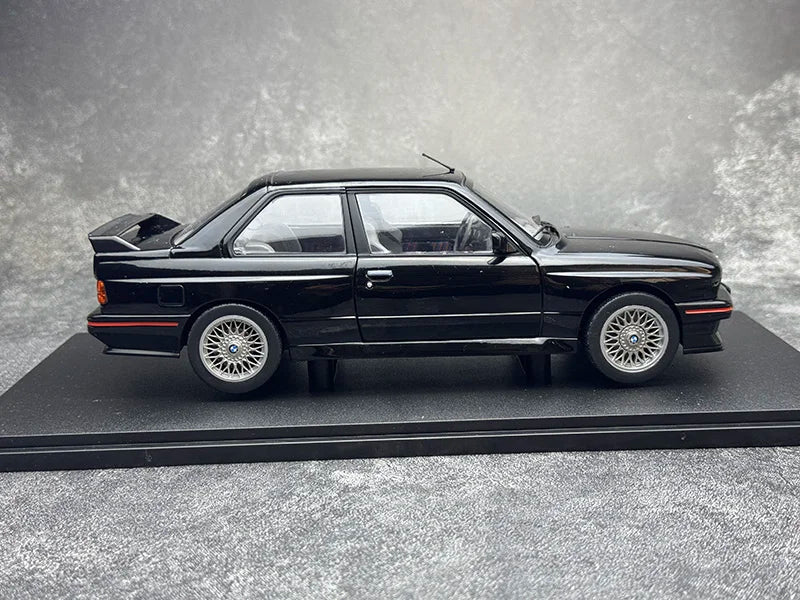 1:18 BMW M3 E30 EVO