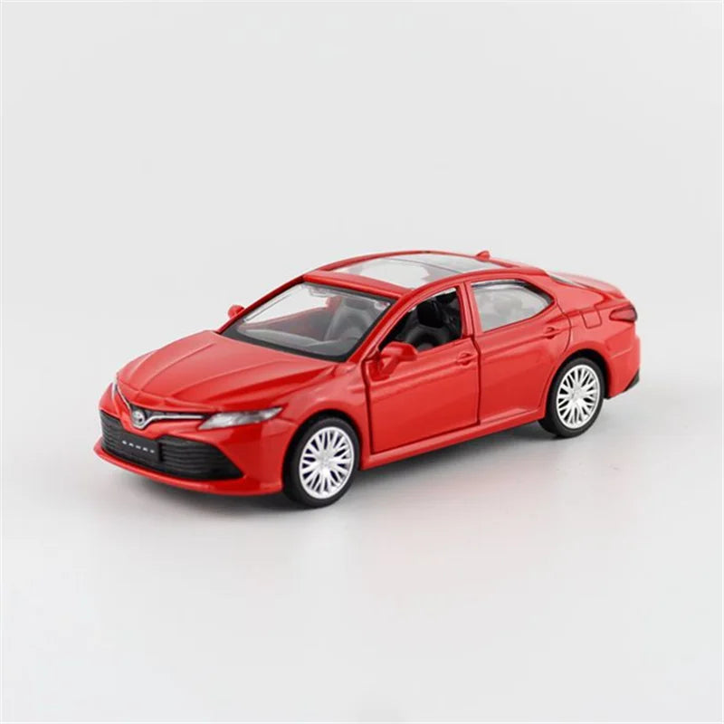 1:43 TOYOTA Camry