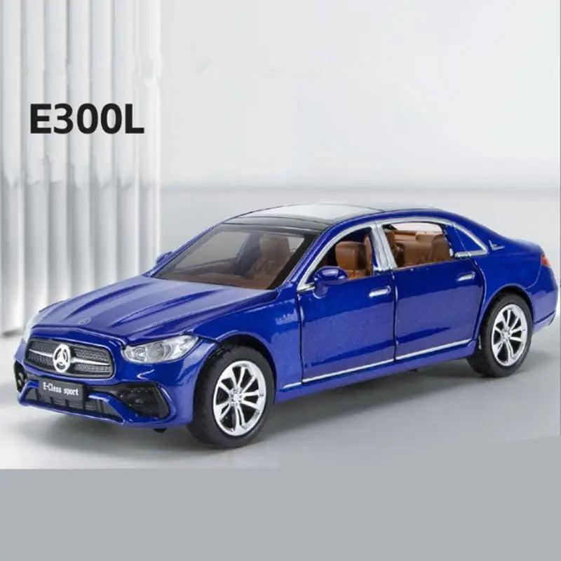 1:32 Mercedes-Benz E-Class E300 L