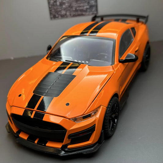 1:18 Ford Mustang GT500