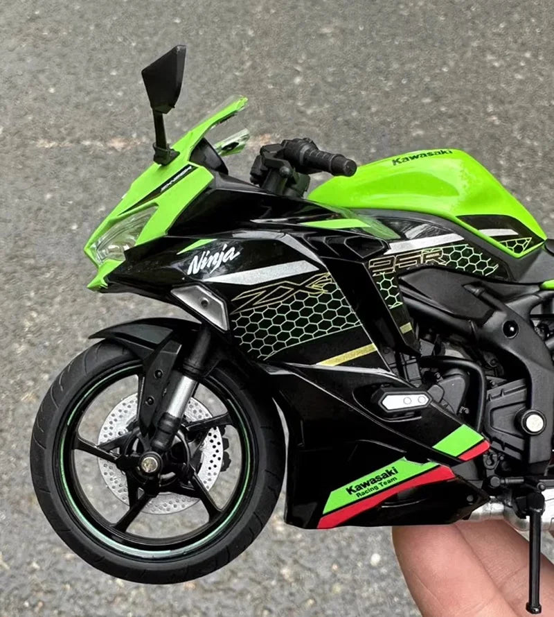 1:12 Kawasaki Ninja ZX-25R