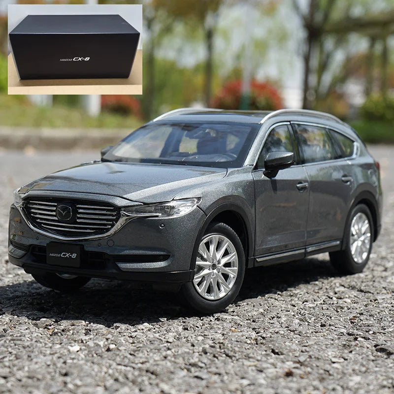 1:18 MAZDA CX8