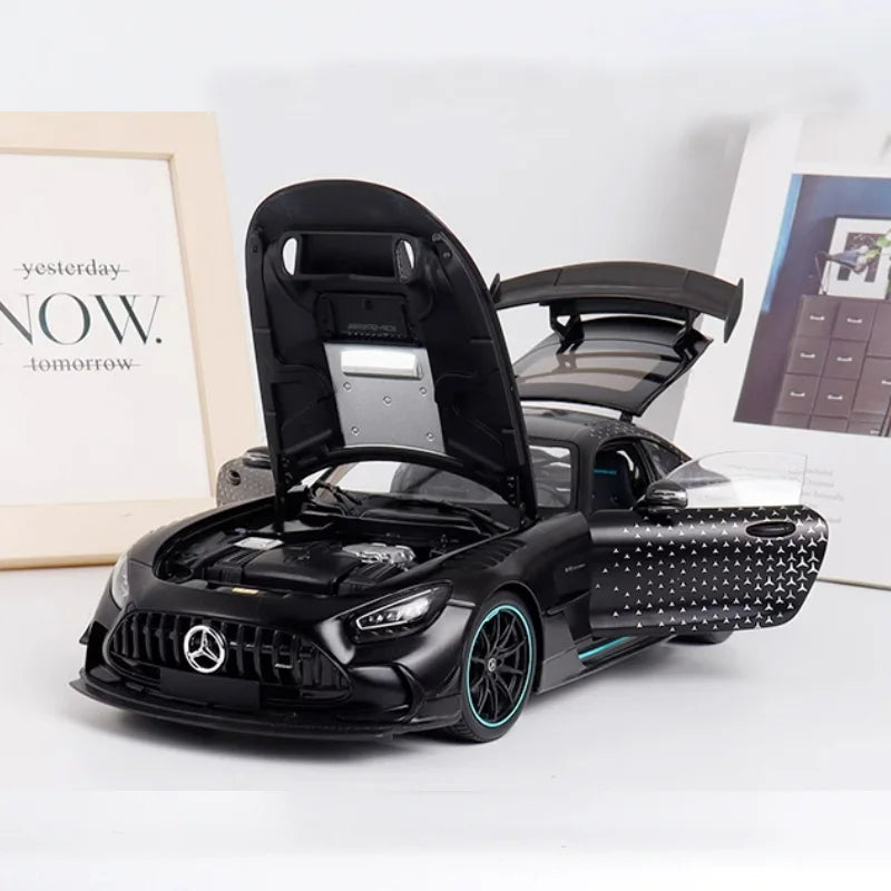 1:18 Mercedes-Benz AMG GT Black Series
