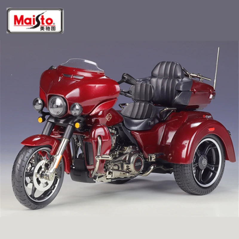 1:12 Harley Davidson 2021 CVO Tri Glide