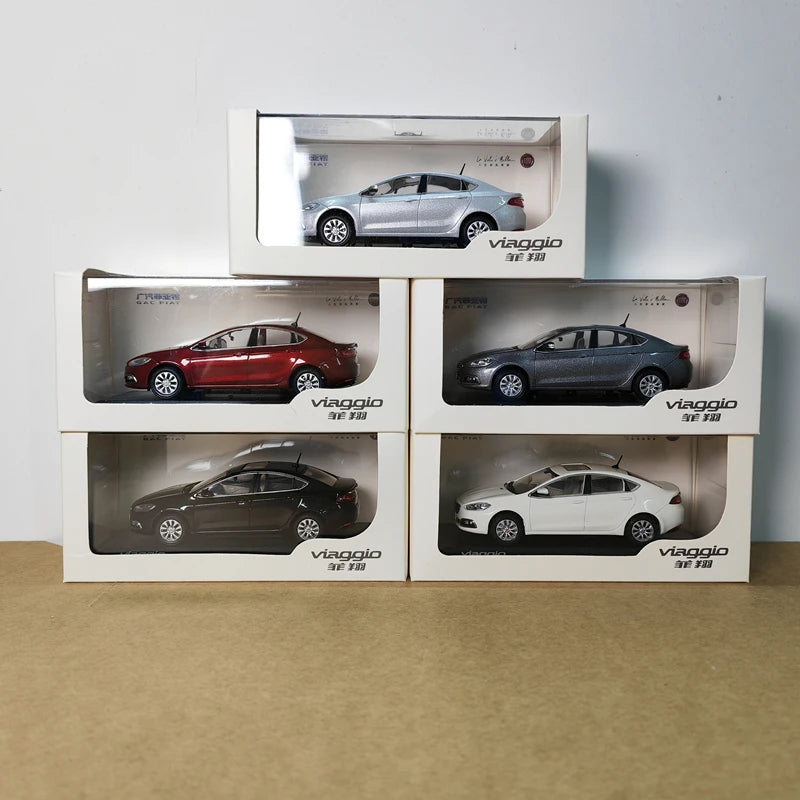 1:43 FIAT Viaggio