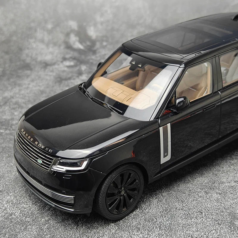 1:18 Range Rover LWB - Premium Die-cast SUV 2022