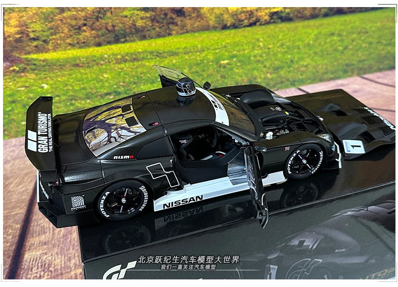 1:18 NISSAN GTR GT500 GT5