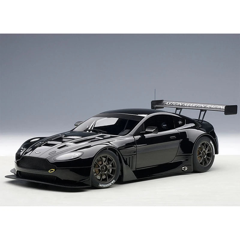 1:18 ASTON MARTIN VANTAGE V12 GT3 2013