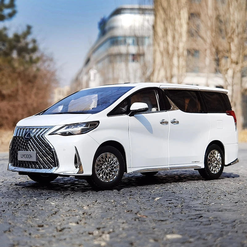 1:18 Lexus LM300 MPV