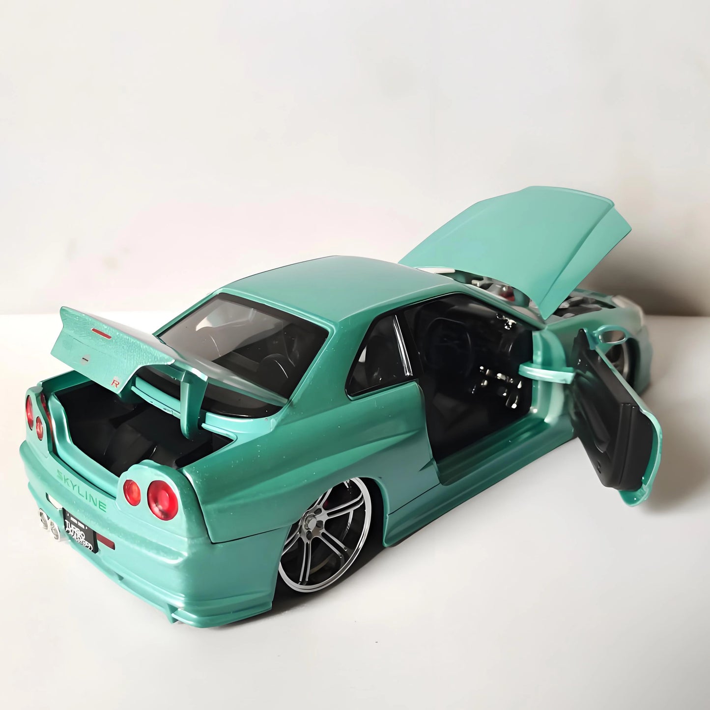 1:24 NISSAN Skyline GTR R34 2002