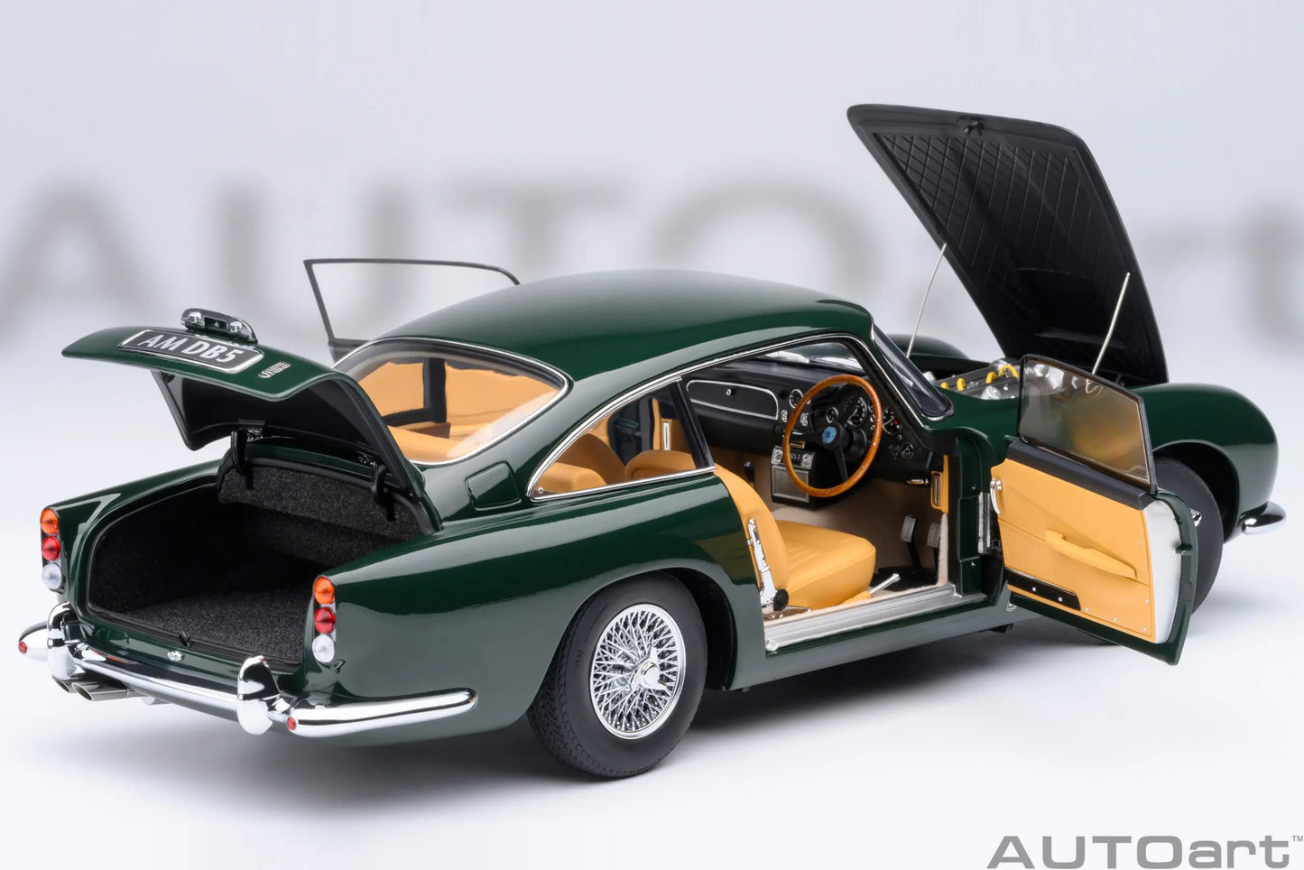 1:18 Aston Martin DB5 007 Movie Edition