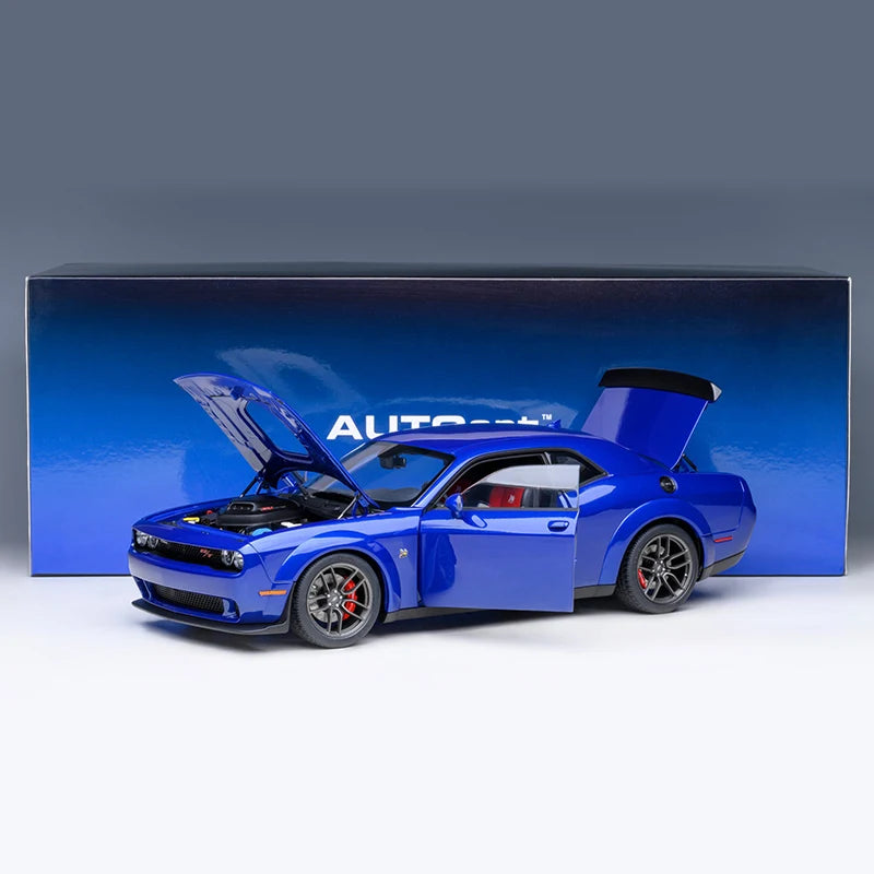 1:18 DODGE CHALLENGER R/T SCAT PACK WIDEBODY 2022