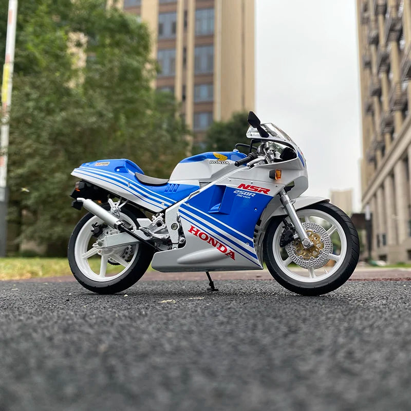 1:12 NSR 250R SP R4 Rothmans MC18