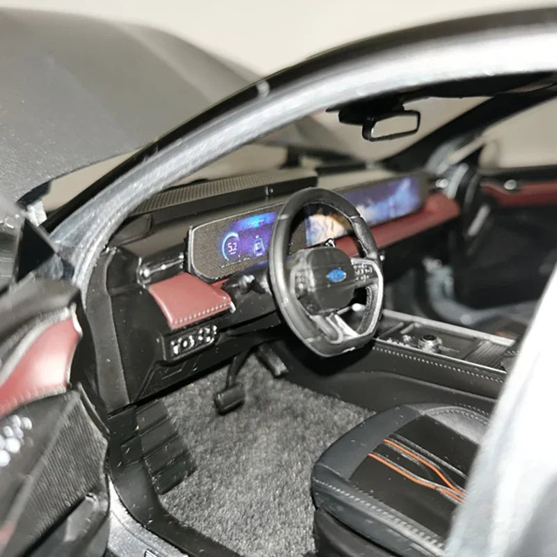 1:18 FORD MONDEO 2022