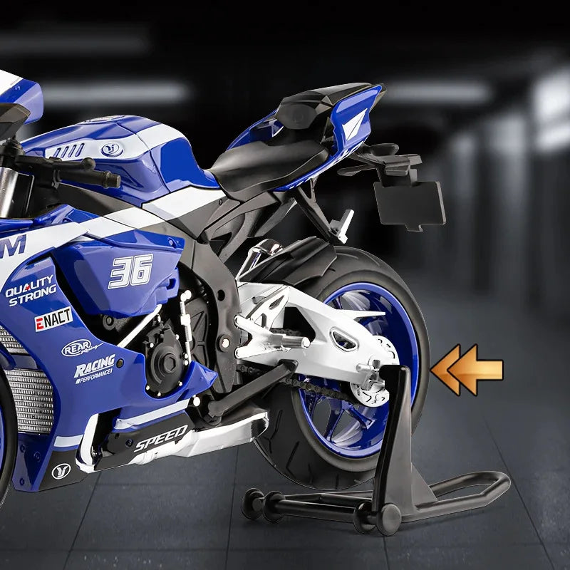 1:9 Yamaha YZF-R1M
