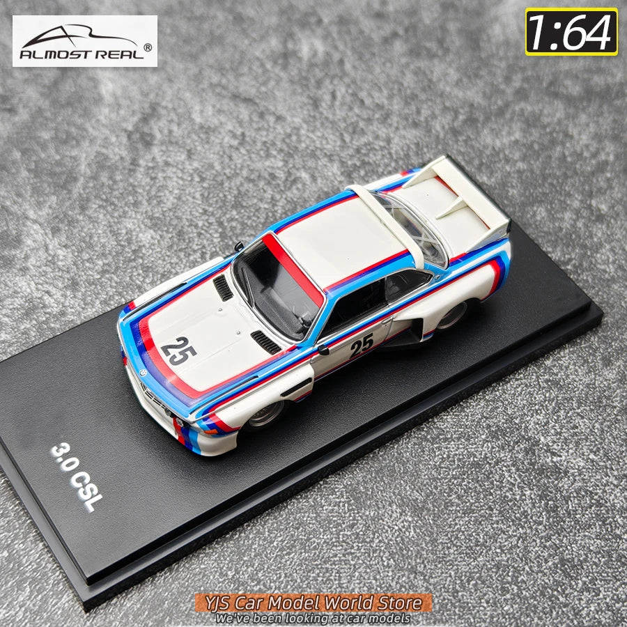 1/64 BMW M1 3.0 CLS