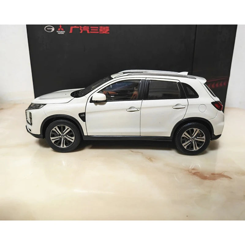 1:18 Mitsubishi Pajero ASX 2020