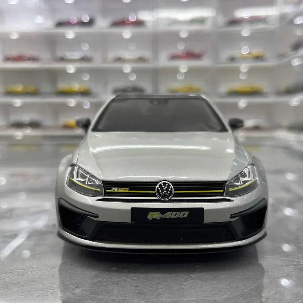 1:18 Volkswagen Golf 7th Generation A7 R400