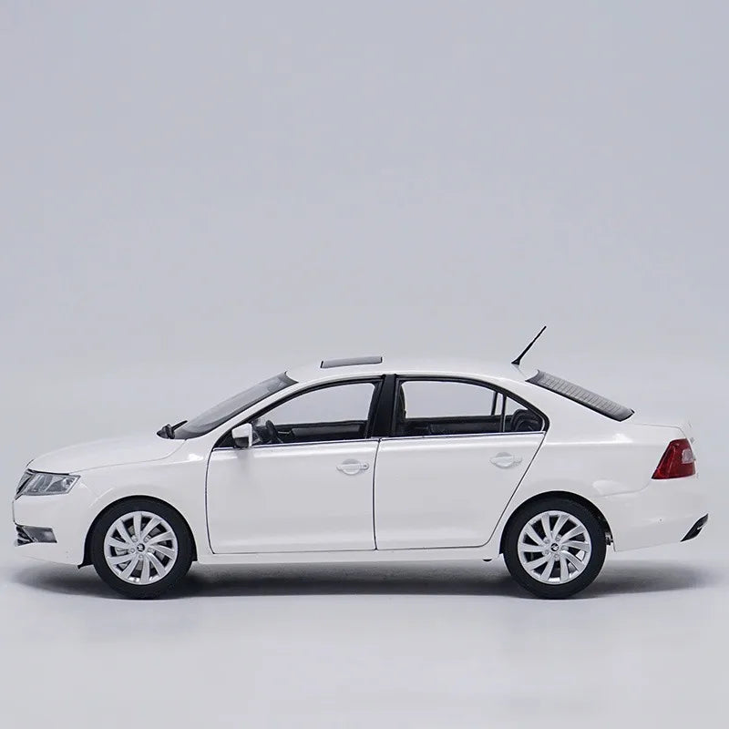 1:18 Skoda RAPID 2018