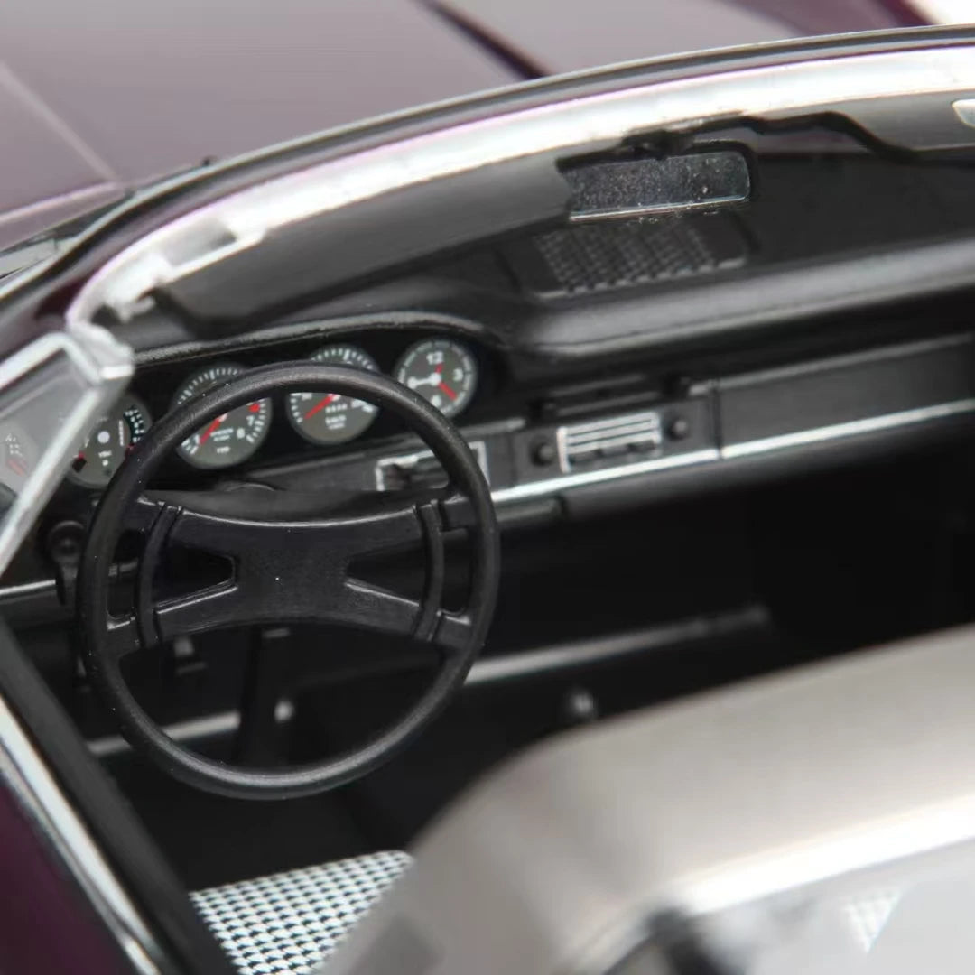 1:18 Porsche 911 E Targa 1971