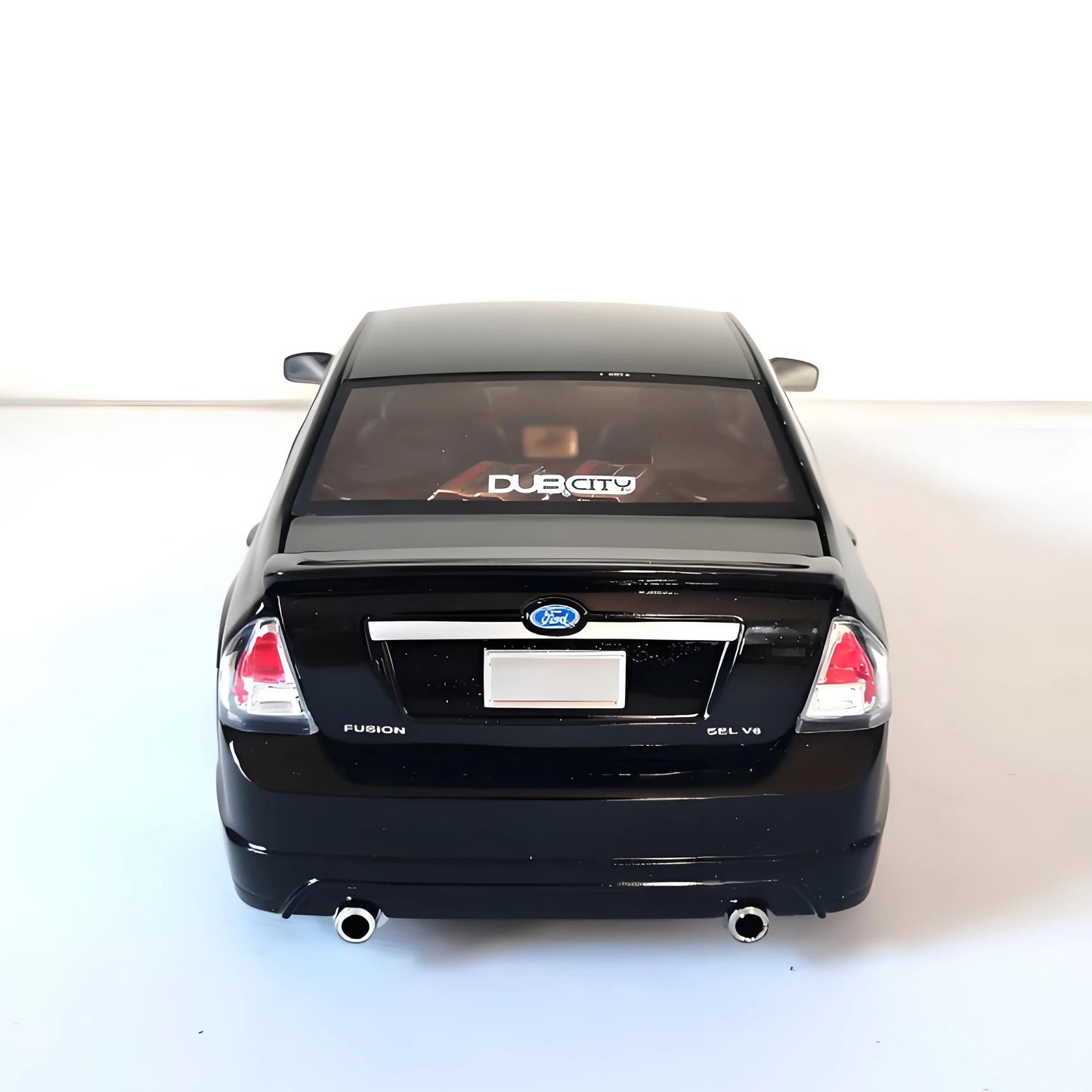1:24 Ford Fusion 2006