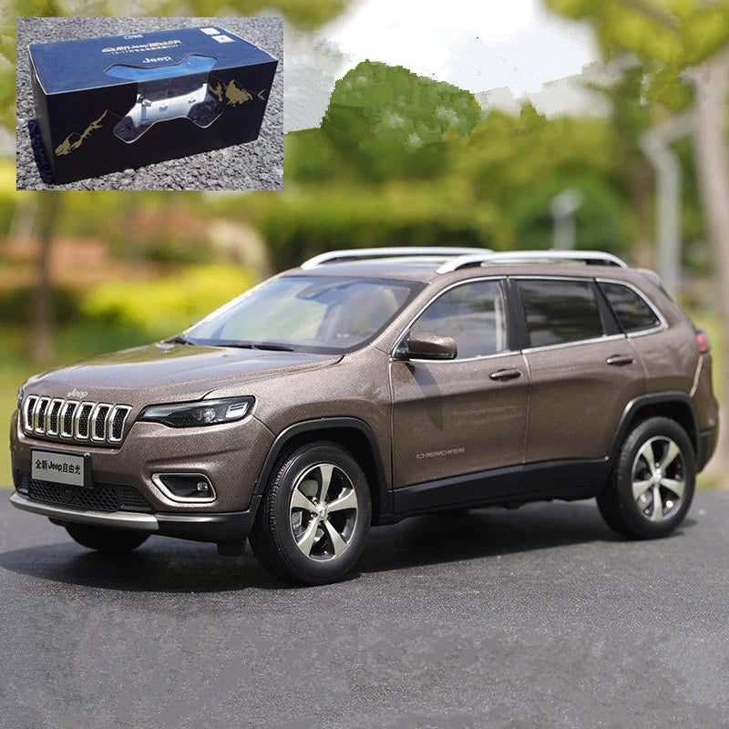 1:18 Jeep Cherokee