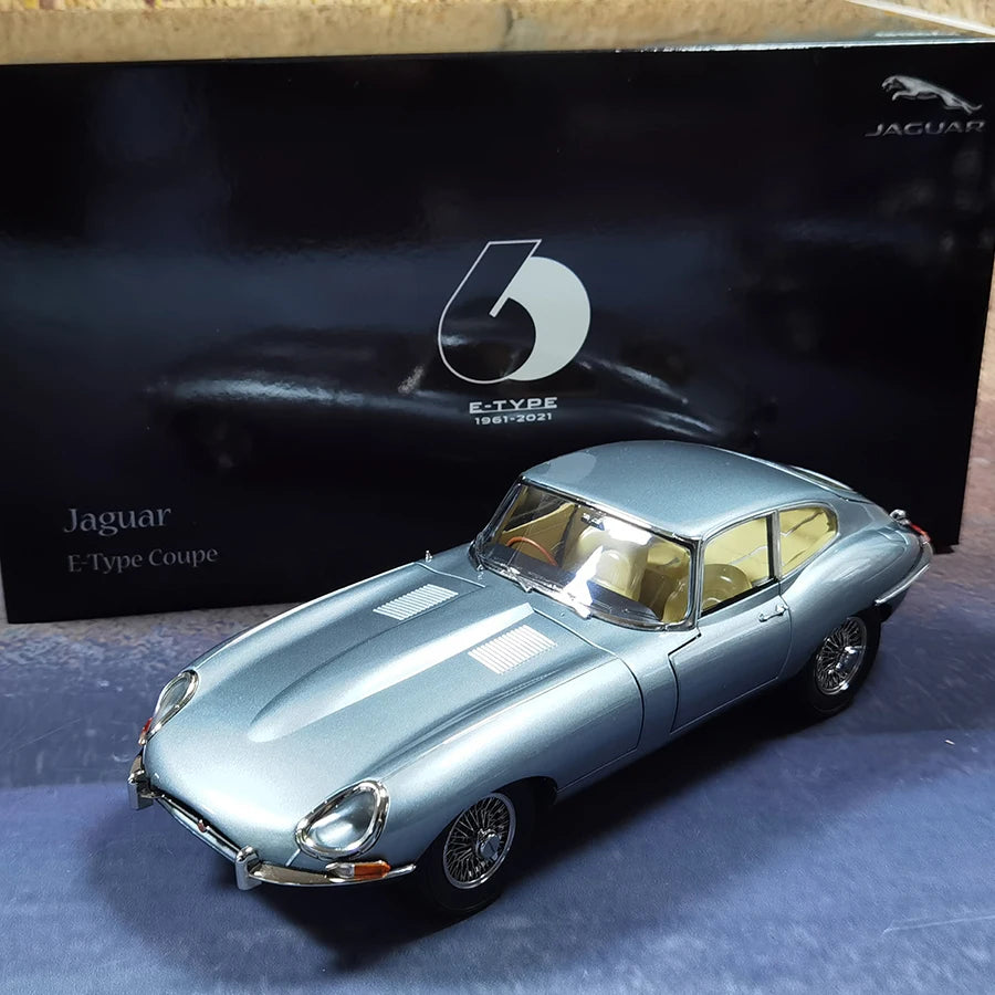 1:18 Jaguar E type coupe Jaguar 60th anniversary