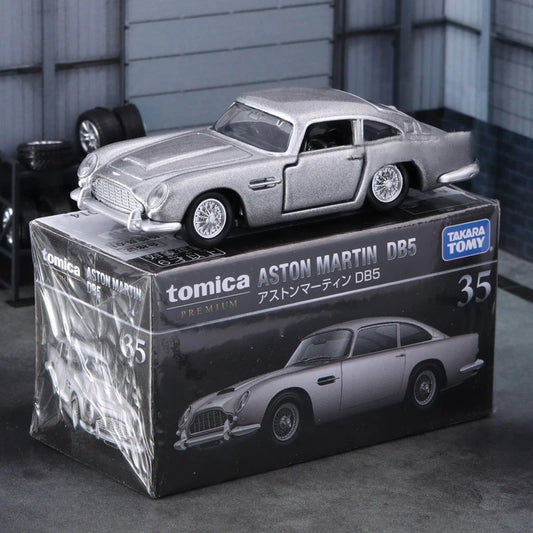 TAKARA TOMY ASTON MARTIN DB5