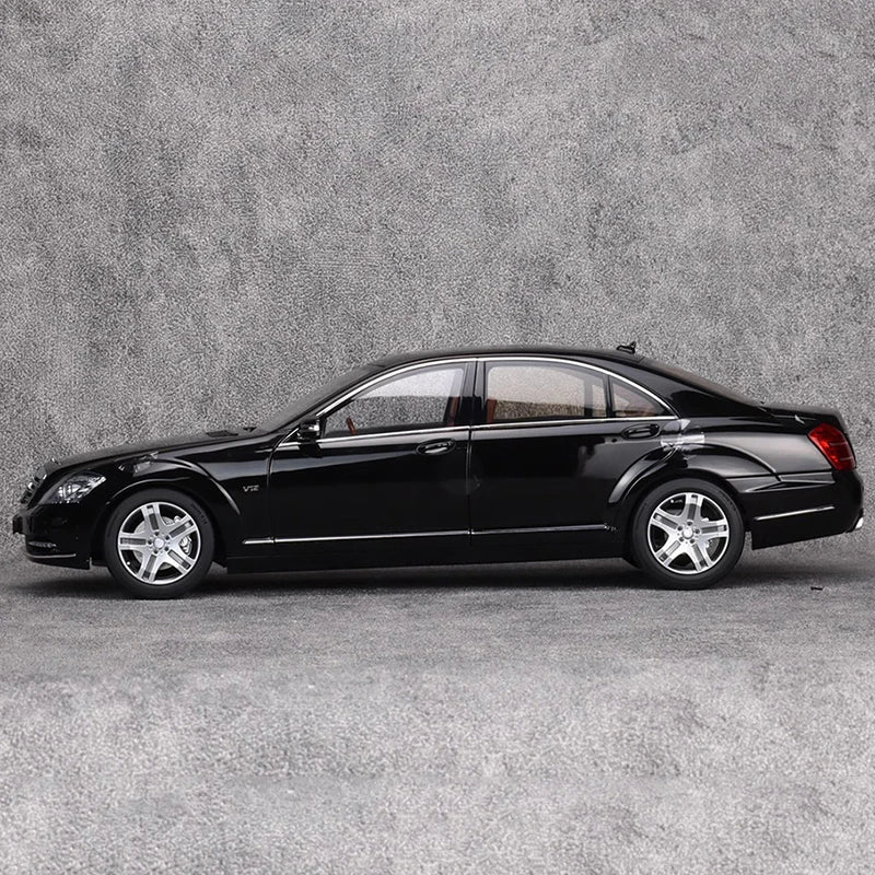 1:18 Mercedes-Benz S600L W221