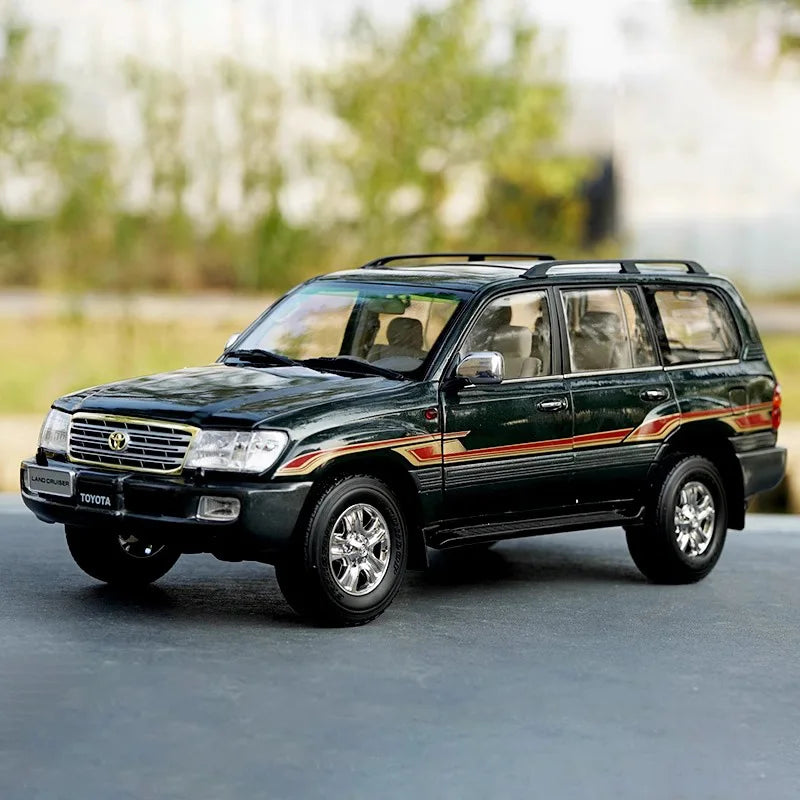 1 :18 Toyota Land Cruiser LC100