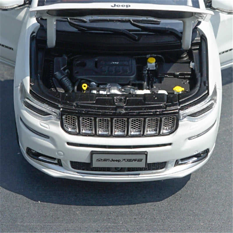 1:18 Jeep Grand Commander