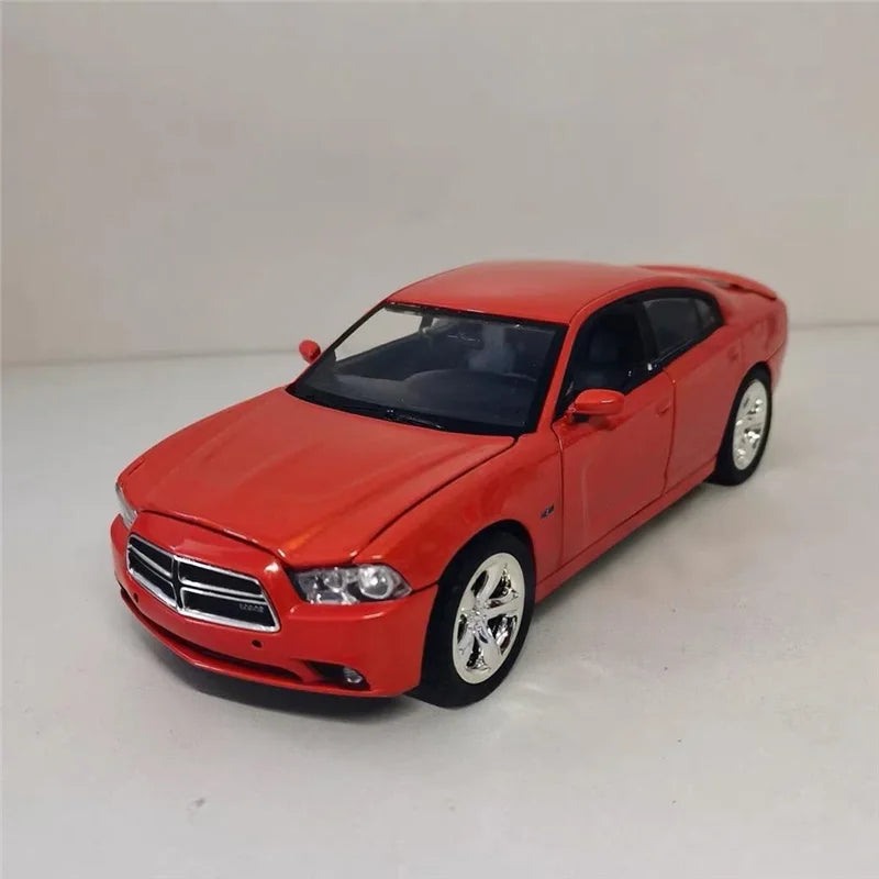 1:24 2011 Dodge Challenger R/T