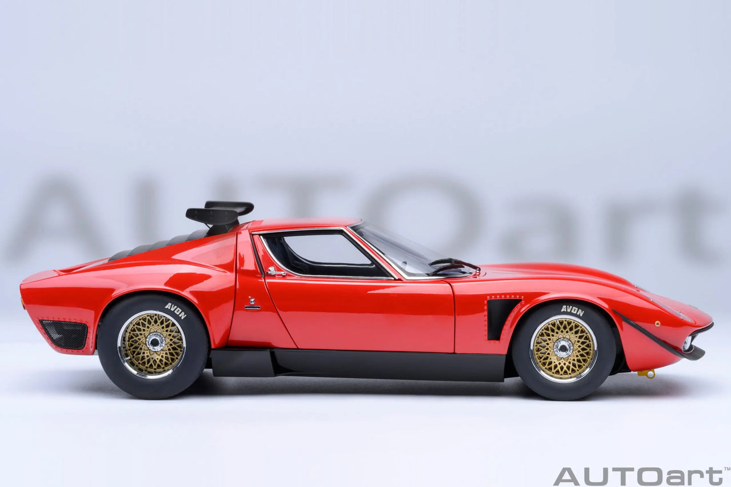 1:18 LAMBORGHINI MIURA SVR "JOTA"