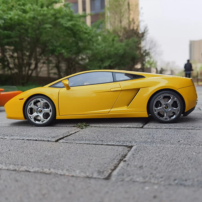 1:12 Lamborghini GALLARDO Calf