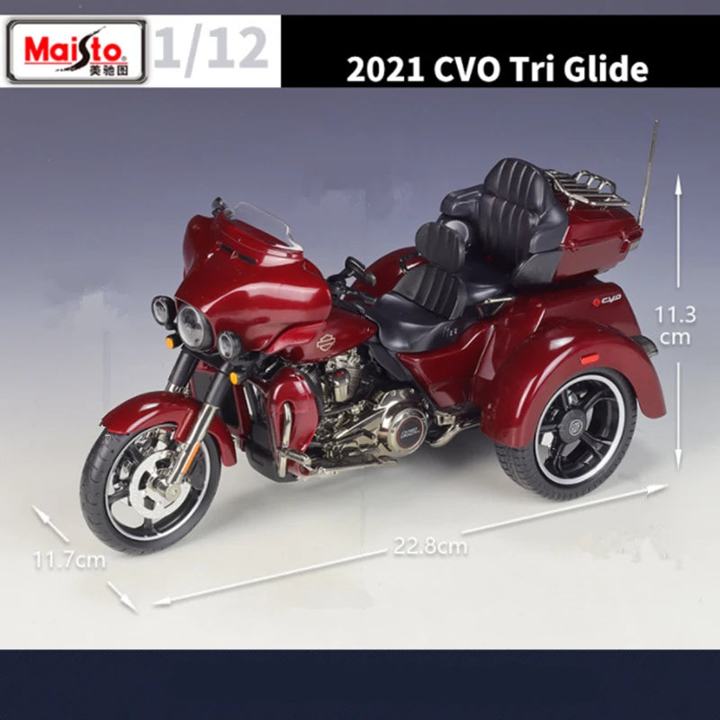 1:12 Harley Davidson 2021 CVO Tri Glide