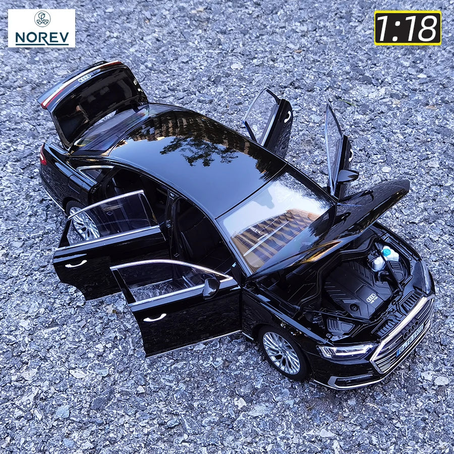 1:18 Audi A8L 2017
