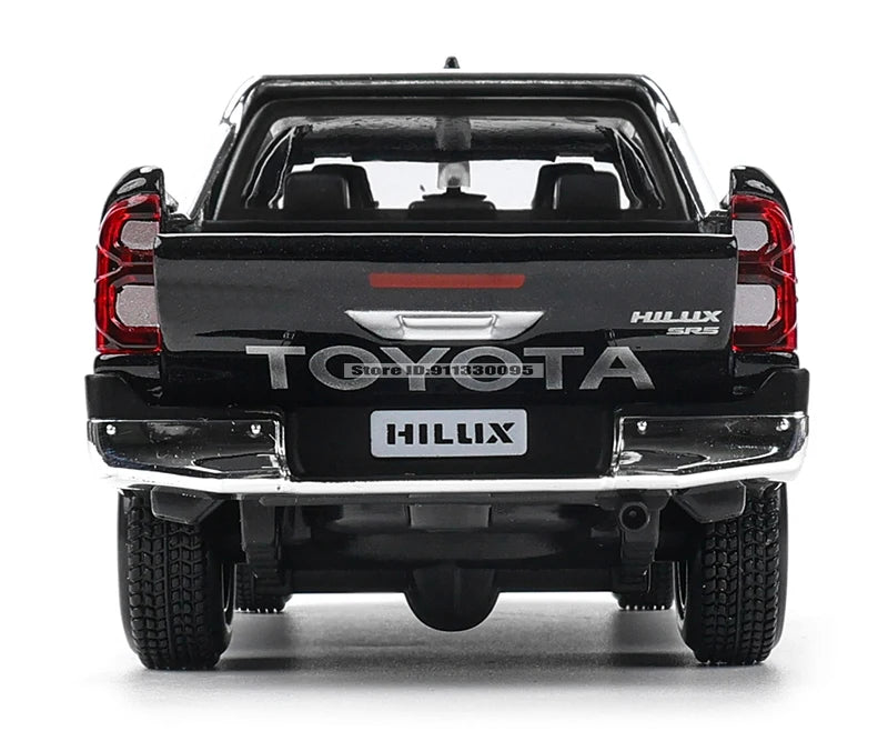 1:27 Toyota Hilux