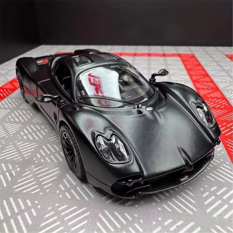 1:32 Pagani Utopia